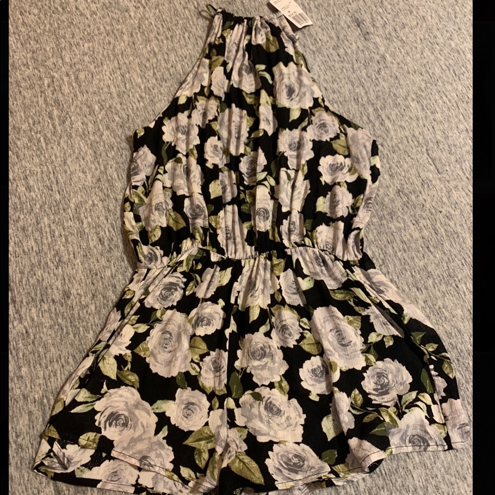 NWT floral romper